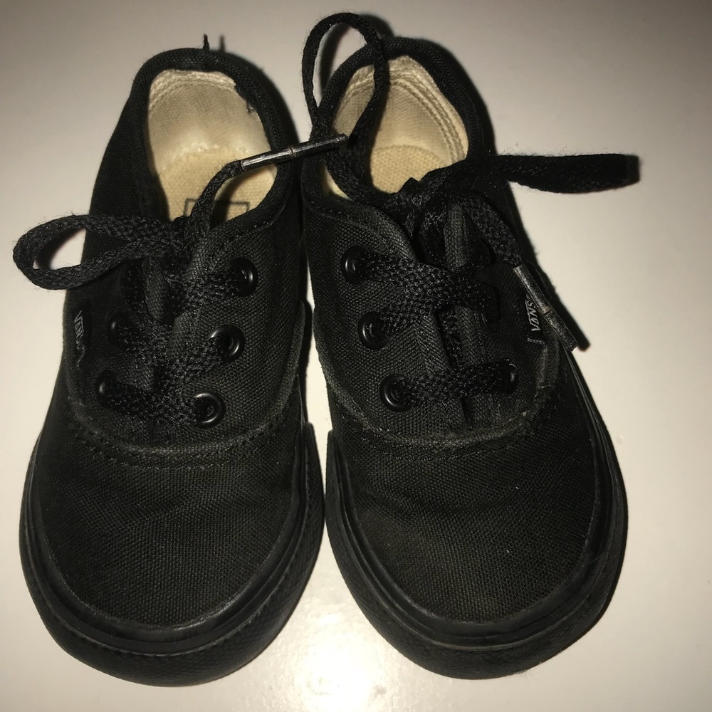 Toddler 4.5 Black vans